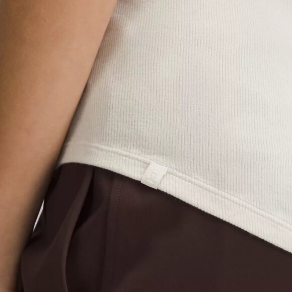 lululemon Hold Tight Short-Sleeve Shirt sz 6 - Picture 3 of 8